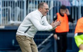 José Juan Romero le da un palo a Caparrós y pide el fichaje de Ceballos para el Betis: «Es de lo mejor de Europa» José Juan Romero le da un palo a Caparrós y pide el fichaje de Ceballos para el Betis: «Es de lo mejor de Europa»