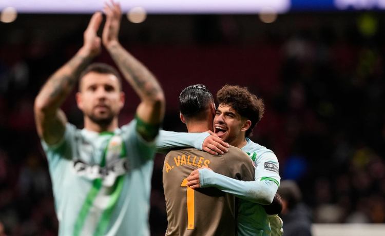 Abde ve al equipo «de locos» y se pregunta: «¿Por qué no soñar en grande?» Abde ve al equipo «de locos» y se pregunta: «¿Por qué no soñar en grande?»