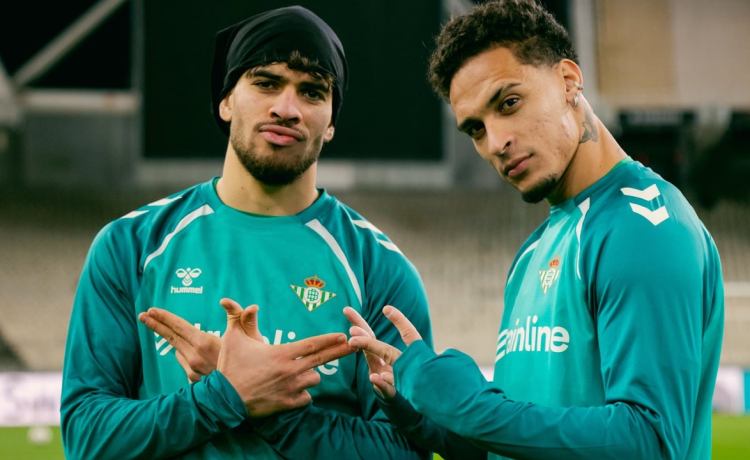 El último movimiento de Ez Abde revoluciona el mercado de fichajes: el Barcelona echa cuentas por el extremo del Betis El último movimiento de Ez Abde revoluciona el mercado de fichajes: el Barcelona echa cuentas por el extremo del Betis