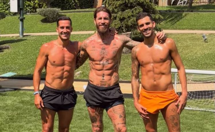 Dani Ceballos se pone en manos de Sergio Ramos mientras espera al Betis Dani Ceballos se pone en manos de Sergio Ramos mientras espera al Betis