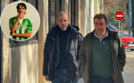 El Betis habla claro sobre el posible fichaje de Abde por el PSG: «No es cierto nada de lo que se está diciendo» El Betis habla claro sobre el posible fichaje de Abde por el PSG: «No es cierto nada de lo que se está diciendo»