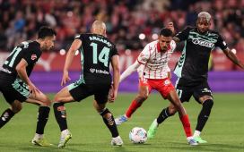 Ounahi, un caro comodín que gusta si hay más de un movimiento en la medular Ounahi, un caro comodín que gusta si hay más de un movimiento en la medular