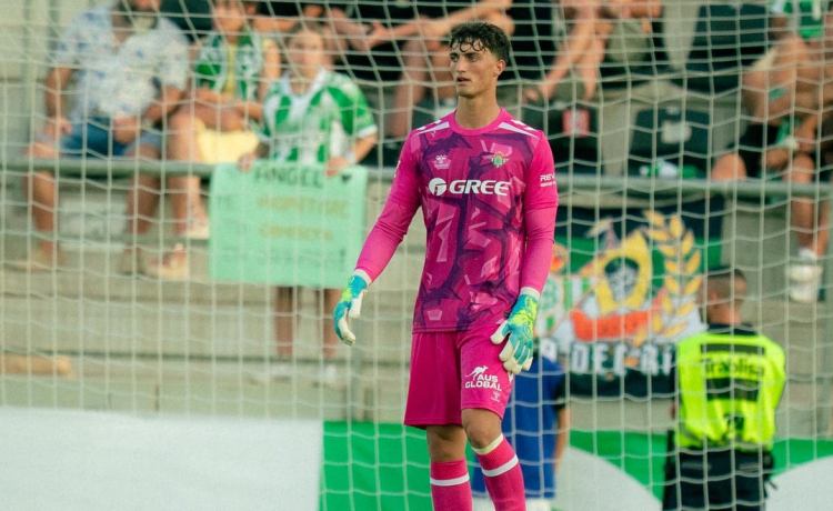 El paso al frente de Manu González, que comenzará LaLiga como segundo portero El paso al frente de Manu González, que comenzará LaLiga como segundo portero