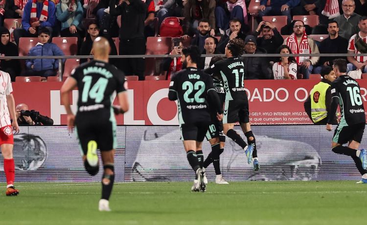 El análisis del Girona-Betis: Pellegrini altera la ecuación en modo genio e Isco la resuelve El análisis del Girona-Betis: Pellegrini altera la ecuación en modo genio e Isco la resuelve