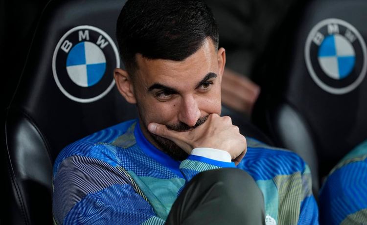 Dani Ceballos aprieta para volver al Betis con un mensaje significativo: «Seguimos preparando para lo que viene» Dani Ceballos aprieta para volver al Betis con un mensaje significativo: «Seguimos preparando para lo que viene»