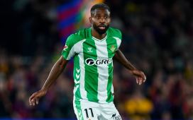 La ‘ayuda’ de Bakambu para elegir su futuro lejos del Betis: «Tenemos que pensarlo bien» La ‘ayuda’ de Bakambu para elegir su futuro lejos del Betis: «Tenemos que pensarlo bien»