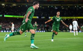Éxtasis mundial con Troy Parrott, delantero del Betis: ‘Parradona’, galáctico, inspirador… «Los niños de Irlanda pasarán la semana intentando imitar sus caños» Éxtasis mundial con Troy Parrott, delantero del Betis: ‘Parradona’, galáctico, inspirador… «Los niños de Irlanda pasarán la semana intentando imitar sus caños»