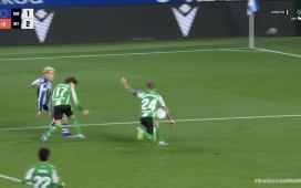 Unanimidad en el polémico penalti que impidió el triunfo del Betis ante la Real Sociedad: «Hay un problema muy gordo» Unanimidad en el polémico penalti que impidió el triunfo del Betis ante la Real Sociedad: «Hay un problema muy gordo»