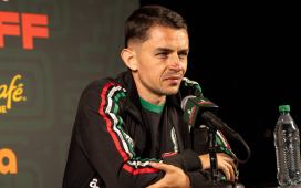 Debate Mundial en torno a Álvaro Fidalgo por su rendimiento en el Betis: «¿Qué diferencias hay» Debate Mundial en torno a Álvaro Fidalgo por su rendimiento en el Betis: «¿Qué diferencias hay»