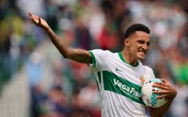 Álvaro Rodríguez desvela la conjura del vestuario del Elche antes de visitar al Betis: «Estamos convencidos» Álvaro Rodríguez desvela la conjura del vestuario del Elche antes de visitar al Betis: «Estamos convencidos»