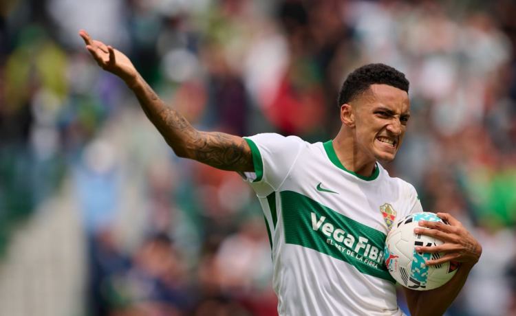 Álvaro Rodríguez desvela la conjura del vestuario del Elche antes de visitar al Betis: «Estamos convencidos» Álvaro Rodríguez desvela la conjura del vestuario del Elche antes de visitar al Betis: «Estamos convencidos»