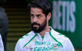 Isco quiere ser el primer ‘fichaje’ de Champions en el Betis: renuncia a sus vacaciones Isco quiere ser el primer ‘fichaje’ de Champions en el Betis: renuncia a sus vacaciones