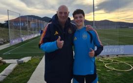 El Real Madrid vuelve a echar sus redes para pescar talento en el Betis: ahora, Manu Navarro El Real Madrid vuelve a echar sus redes para pescar talento en el Betis: ahora, Manu Navarro