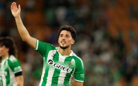 Fornals, la adaptación de Parrot y la amenaza de un amigo en Champions: «Es uno de los mejores con los que he jugado» Fornals, la adaptación de Parrot y la amenaza de un amigo en Champions: «Es uno de los mejores con los que he jugado»
