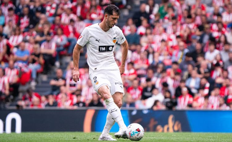 Guido Rodríguez vuelve a ser oficialmente jugador del Valencia Guido Rodríguez vuelve a ser oficialmente jugador del Valencia