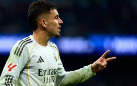 El Ajax se lanza a por Dani Ceballos para descartar su posible regreso al Betis El Ajax se lanza a por Dani Ceballos para descartar su posible regreso al Betis