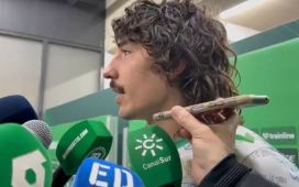Bellerín devuelve el regalo a su padre, 21 años después: «Recuerdo ver al Betis en la Champions de niño…» Bellerín devuelve el regalo a su padre, 21 años después: «Recuerdo ver al Betis en la Champions de niño…»