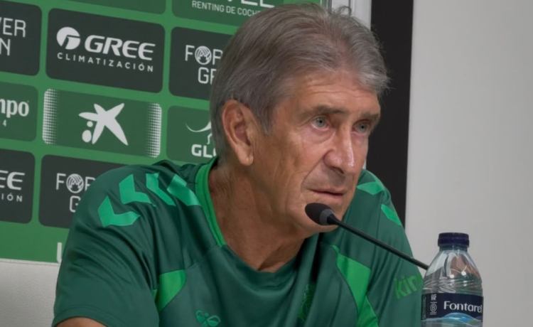 Pellegrini responde rotundo a la polémica de Abde, su renovación en el Betis y cómo encajará a tantos ‘jugones’: «La política divide, el fútbol une» Pellegrini responde rotundo a la polémica de Abde, su renovación en el Betis y cómo encajará a tantos ‘jugones’: «La política divide, el fútbol une»
