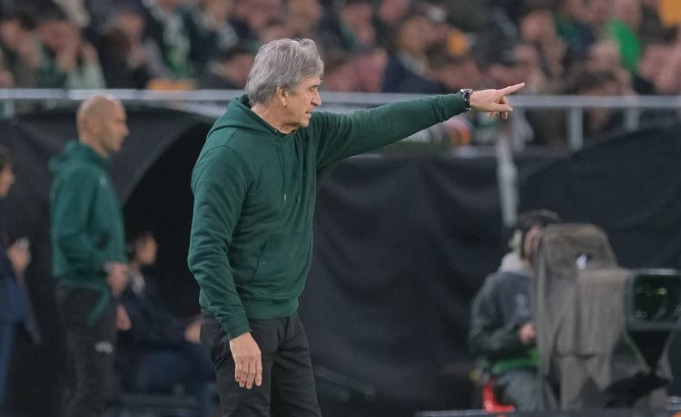 Jorge Pellicer, amigo de Pellegrini, no lo ve en Chile: «Vendría a arriesgar un prestigio ganado durante décadas» Jorge Pellicer, amigo de Pellegrini, no lo ve en Chile: «Vendría a arriesgar un prestigio ganado durante décadas»