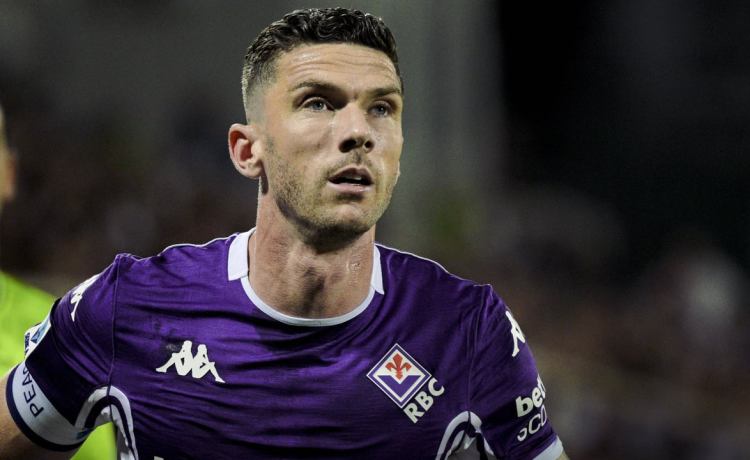 Gosens, otro lateral izquierdo en el punto de mira del Betis: el precio por el que saldría de la Fiorentina Gosens, otro lateral izquierdo en el punto de mira del Betis: el precio por el que saldría de la Fiorentina