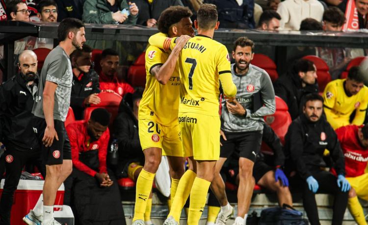 El poco tacto del CTA con los de Pellegrini, que suben el penúltimo peldaño sin jugar El poco tacto del CTA con los de Pellegrini, que suben el penúltimo peldaño sin jugar