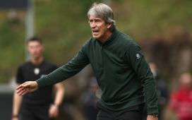Solo dos ausencias en el Betis para preparar la visita a Osasuna y una incógnita a resolver con Pablo García Solo dos ausencias en el Betis para preparar la visita a Osasuna y una incógnita a resolver con Pablo García