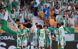 El Betis programa un verano cerca de su gente: el quinto amistoso, en La Cartuja contra el Bournemouth El Betis programa un verano cerca de su gente: el quinto amistoso, en La Cartuja contra el Bournemouth