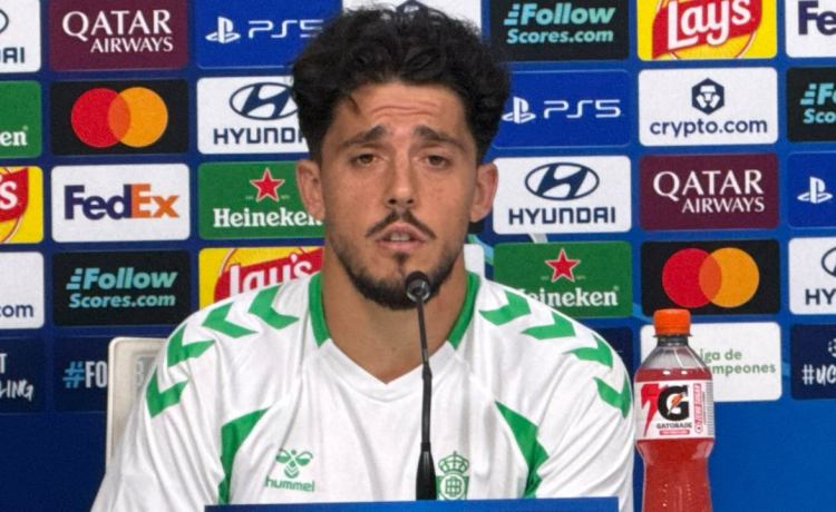 Fornals confiesa su bajón y reclama la renovación de Pellegrini: «Yo creo que todo el Betis y la afición estarán de acuerdo conmigo» Fornals confiesa su bajón y reclama la renovación de Pellegrini: «Yo creo que todo el Betis y la afición estarán de acuerdo conmigo»