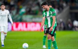 Fornals lo celebra, pero le sabe a poco: «Como mínimo nos merecimos lo que nos llevamos» Fornals lo celebra, pero le sabe a poco: «Como mínimo nos merecimos lo que nos llevamos»