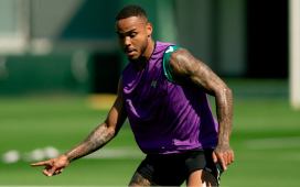 El Betis recupera efectivos pero mantiene un mínimo de seis o siete bajas para visitar al Barcelona El Betis recupera efectivos pero mantiene un mínimo de seis o siete bajas para visitar al Barcelona