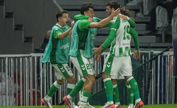 El dineral que ingresa al Betis por ganar al Lille y el subidón pronosticado por el superordenador El dineral que ingresa al Betis por ganar al Lille y el subidón pronosticado por el superordenador