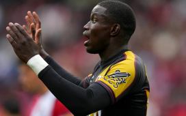 Premio extra de 3,6 millones para el Betis si el Rayo acepta la última oferta por Nobel Mendy Premio extra de 3,6 millones para el Betis si el Rayo acepta la última oferta por Nobel Mendy