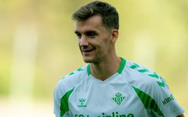 La sonrisa de Diego Llorente, el descanso de Bartra y las cuentas de Pellegrini para la defensa del Betis: «Nos estamos arreglando» La sonrisa de Diego Llorente, el descanso de Bartra y las cuentas de Pellegrini para la defensa del Betis: «Nos estamos arreglando»