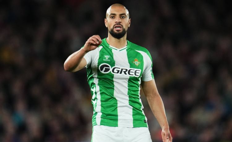 Otro pretendiente en una puja por Amrabat que no beneficia al Betis Otro pretendiente en una puja por Amrabat que no beneficia al Betis