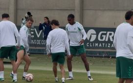 Junior Firpo reaparece con el Betis antes de regresar a la ilusión de la Copa del Rey Junior Firpo reaparece con el Betis antes de regresar a la ilusión de la Copa del Rey