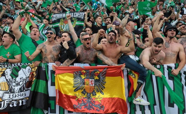 Golpe del Gobierno a Gol Sur 1907 y advertencia al Betis: «No vamos a permitir que el odio campe a sus anchas» Golpe del Gobierno a Gol Sur 1907 y advertencia al Betis: «No vamos a permitir que el odio campe a sus anchas»