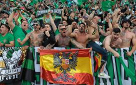Golpe del Gobierno a Gol Sur 1907 y advertencia al Betis: «No vamos a permitir que el odio campe a sus anchas» Golpe del Gobierno a Gol Sur 1907 y advertencia al Betis: «No vamos a permitir que el odio campe a sus anchas»