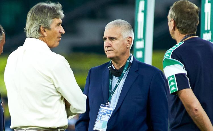 Antonio Cordón, tras su paso discreto por el Sevilla, hace un guiño al Betis: «Fue complicado, pero ahora el trabajo del club es excelente» Antonio Cordón, tras su paso discreto por el Sevilla, hace un guiño al Betis: «Fue complicado, pero ahora el trabajo del club es excelente»