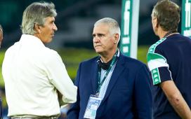 Antonio Cordón, tras su paso discreto por el Sevilla, hace un guiño al Betis: «Fue complicado, pero ahora el trabajo del club es excelente» Antonio Cordón, tras su paso discreto por el Sevilla, hace un guiño al Betis: «Fue complicado, pero ahora el trabajo del club es excelente»