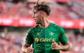 El Betis le saca un compromiso a Iker Losada para resolver su futuro con una fórmula ya definida El Betis le saca un compromiso a Iker Losada para resolver su futuro con una fórmula ya definida