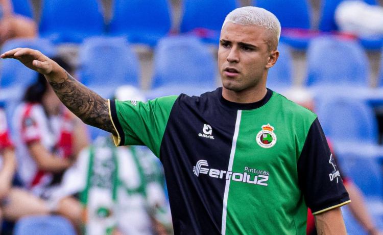Pablo García: «Estoy con la misma ilusión y las mismas ganas que si estuviese en el Betis, estoy muy feliz en el Racing de Santander» Pablo García: «Estoy con la misma ilusión y las mismas ganas que si estuviese en el Betis, estoy muy feliz en el Racing de Santander»