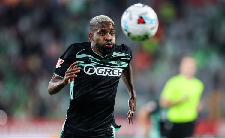 El director deportivo del Inter reconoce que Bakambu está cerca: «Estamos siendo creativos, tratando de buscar soluciones» El director deportivo del Inter reconoce que Bakambu está cerca: «Estamos siendo creativos, tratando de buscar soluciones»