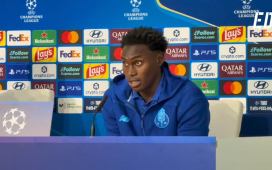 La difícil historia del ‘macareno’ Samu Aghehowa: sana heridas y vuelve a casa «para darle una mala noche al Betis» en su debut en la Champions La difícil historia del ‘macareno’ Samu Aghehowa: sana heridas y vuelve a casa «para darle una mala noche al Betis» en su debut en la Champions