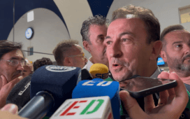 Aplaude la planificación del Betis, ve a Pellegrini «muy contento» y avisa para el mercado de fichajes de enero: «No queda remanente, lo agotamos todo» Aplaude la planificación del Betis, ve a Pellegrini «muy contento» y avisa para el mercado de fichajes de enero: «No queda remanente, lo agotamos todo»