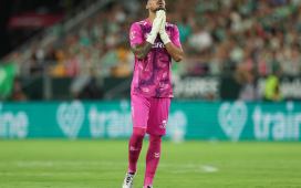 Álvaro Valles y la mentalidad del vestuario del Betis: «El equipo es consciente del año tan bonito que nos viene» Álvaro Valles y la mentalidad del vestuario del Betis: «El equipo es consciente del año tan bonito que nos viene»