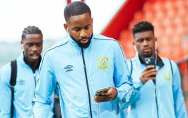 El Betis, pendiente de Bakambu para redondear un pellizco de casi 2 millones de euros El Betis, pendiente de Bakambu para redondear un pellizco de casi 2 millones de euros