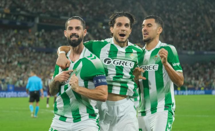Real Betis 3-2 Oporto: El ‘rey’ Isco brindó al beticismo su merecida gran noche de Champions 21 años después Real Betis 3-2 Oporto: El ‘rey’ Isco brindó al beticismo su merecida gran noche de Champions 21 años después