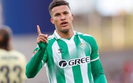 Giro con Nelson Deossa que trastoca la hoja del ruta del Betis Giro con Nelson Deossa que trastoca la hoja del ruta del Betis