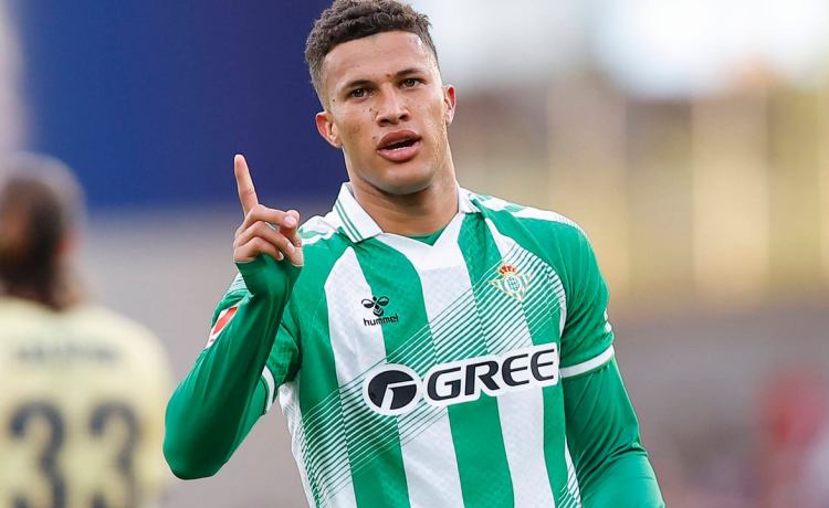 Giro con Nelson Deossa que trastoca la hoja del ruta del Betis Giro con Nelson Deossa que trastoca la hoja del ruta del Betis