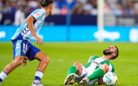 Una jugada ensayada llamada Isco para anular al Betis: «El mejor equipo de España junto al Real Madrid», asegura Juanfran Funes, técnico del Málaga Una jugada ensayada llamada Isco para anular al Betis: «El mejor equipo de España junto al Real Madrid», asegura Juanfran Funes, técnico del Málaga